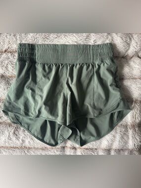 Lululemon hotty hot high rise lined 2.5